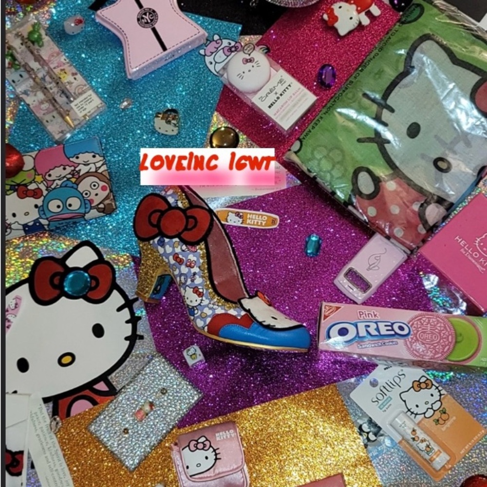 Hello Kitty Multicolor High Heel with Red Bow